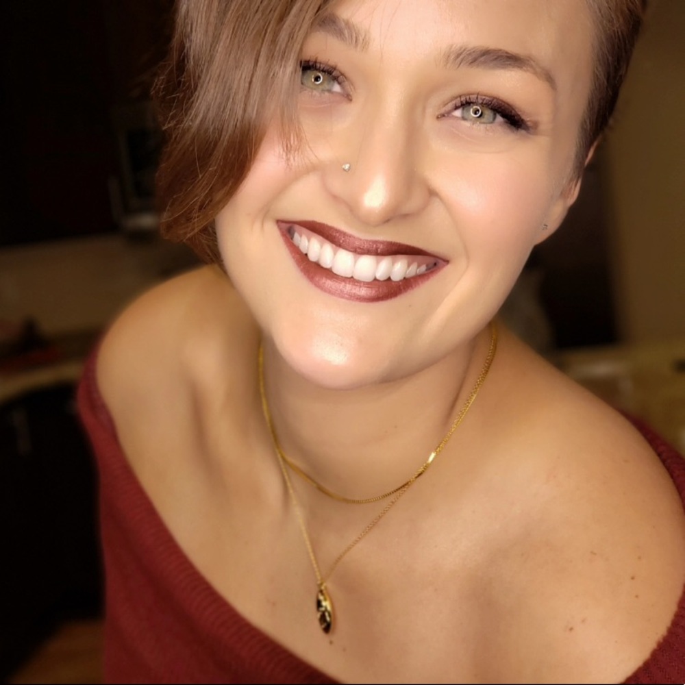 Meet your Posher, Amanda